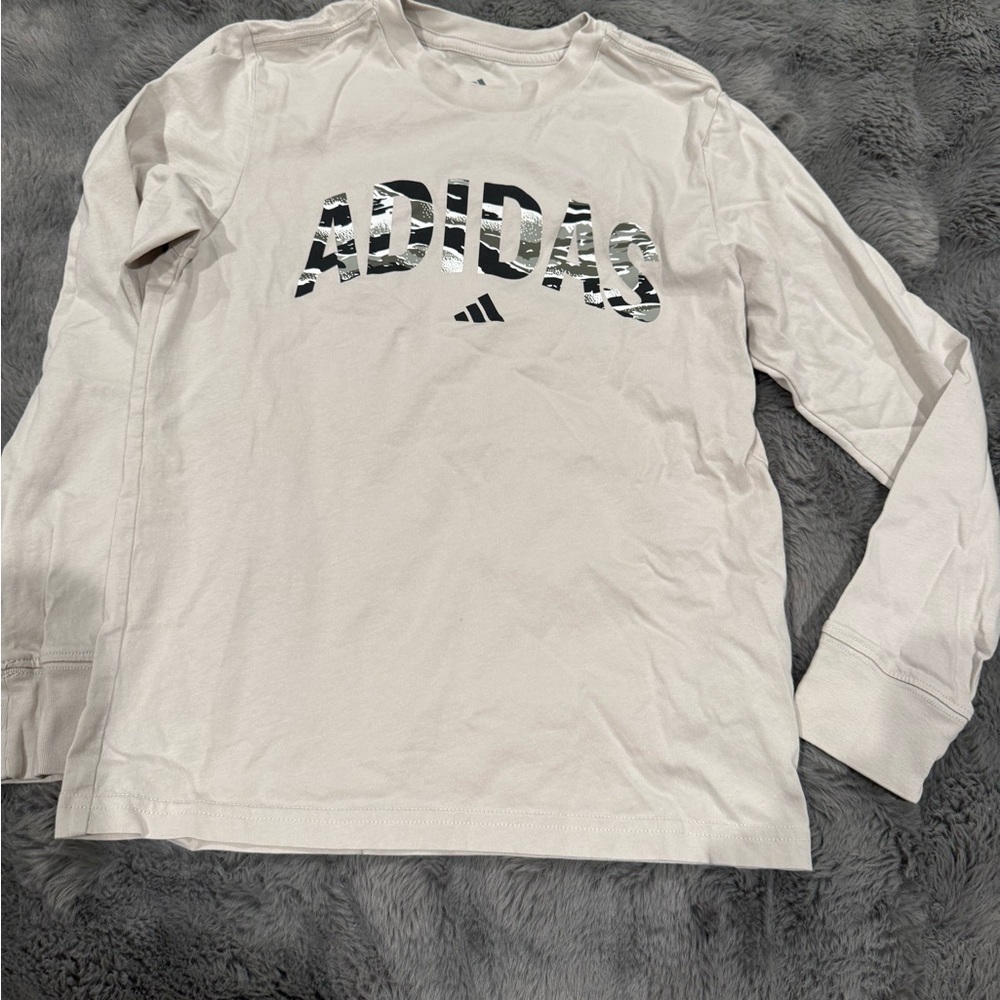 Adidas Light khakis Long Sleeve Top